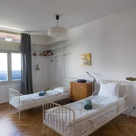 Family In The Centre - Free Parking Garage Διαμέρισμα